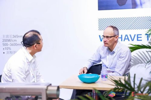 重塑視界，綻放睛彩 2023深圳國(guó)際全觸與顯示展首日熱度爆表，心理咨詢(xún)與科技融合成亮點(diǎn)