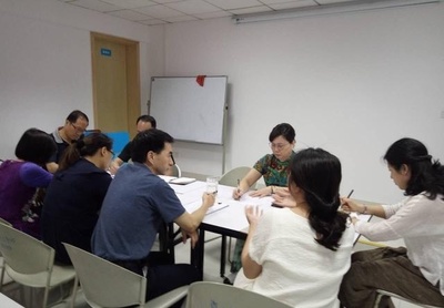 華康心理揭秘 心理咨詢師遇到問題會找誰咨詢？深圳心理咨詢的專業互助模式